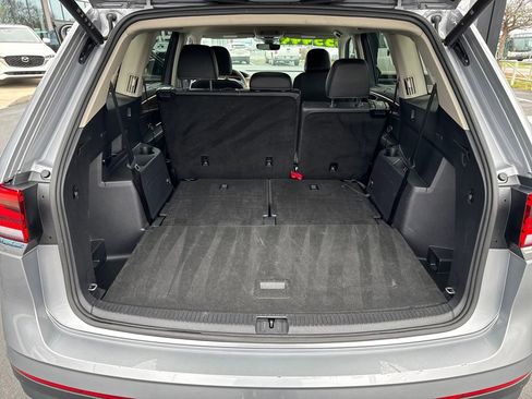 Used 2025 Volkswagen Atlas SE image 26