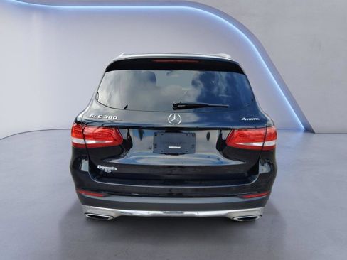 Used 2017 Mercedes-Benz GLC 300 4MATIC image 6
