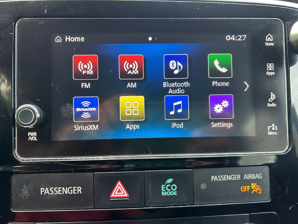 Used 2018 Mitsubishi Outlander SE AWD/4WD image 16