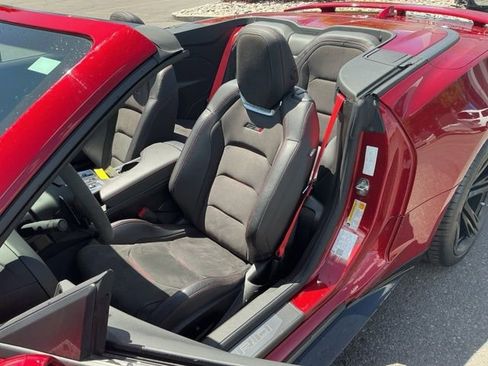 Used 2022 Chevrolet Camaro ZL1 RWD image 11