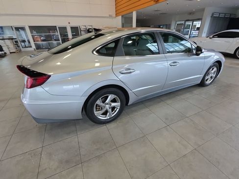Used 2022 Hyundai Sonata SE FWD image 7