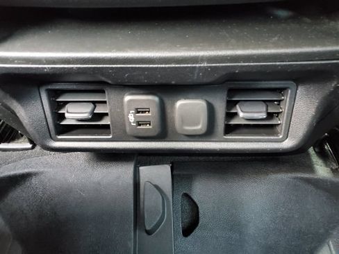 Used 2021 Chevrolet Silverado 1500 LT AWD/4WD image 15