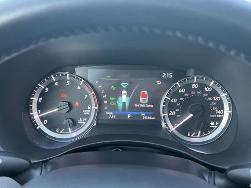 Used 2023 Toyota Highlander LE image 12