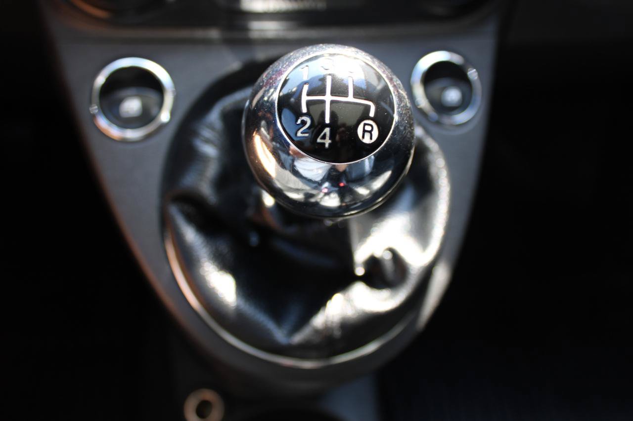 Used 2012 FIAT 500 Lounge w/ Luxury Leather Pkg FWD image 26