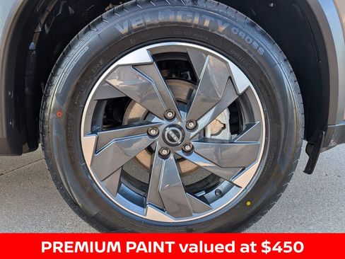 Certified 2025 Nissan Rogue SV image 25