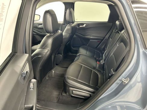 Used 2023 Ford Escape Platinum AWD/4WD image 21