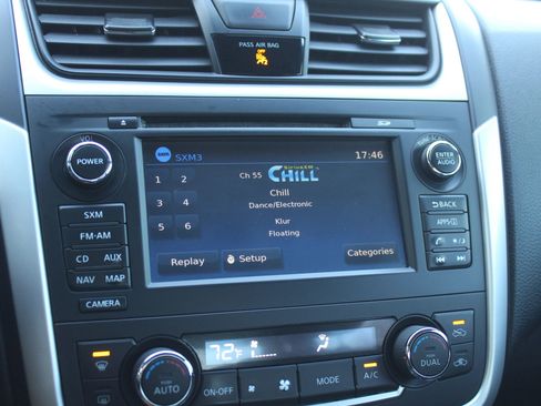 Used 2016 Nissan Altima 2.5 SL w/ 2.5 Technology w/LED Package FWD image 33