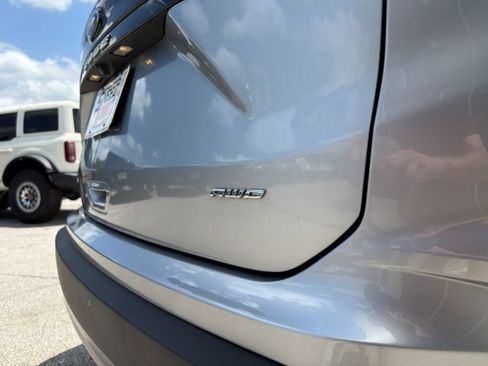 Used 2022 Ford Edge SEL w/ Convenience Package AWD/4WD image 11