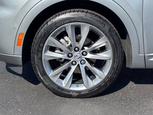 Used 2023 Buick Envision Avenir image 11