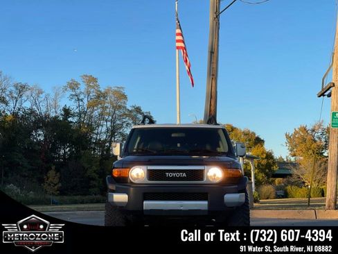 Used 2007 Toyota FJ Cruiser 4WD image 10