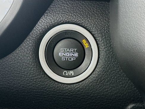 Used 2022 RAM 1500 Big Horn AWD/4WD image 20