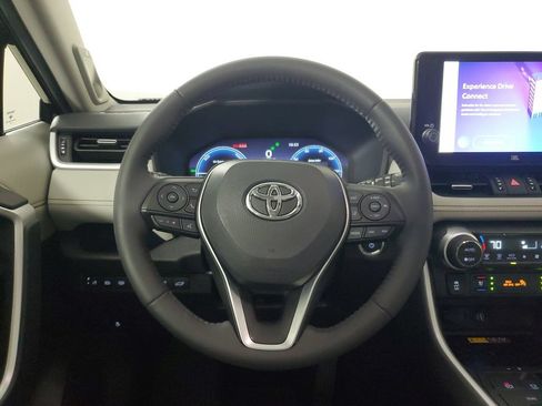 Used 2025 Toyota RAV4 Limited AWD/4WD image 16