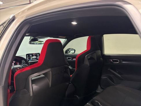Used 2023 Honda Civic Type R image 24