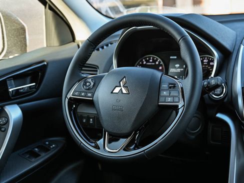 New 2026 Mitsubishi Eclipse Cross SE image 15