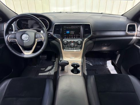 Used 2015 Jeep Grand Cherokee Altitude AWD/4WD image 12