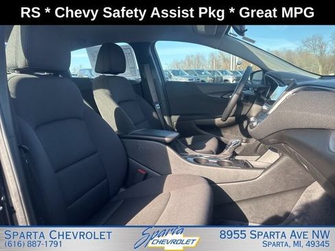 Used 2025 Chevrolet Malibu RS FWD image 24