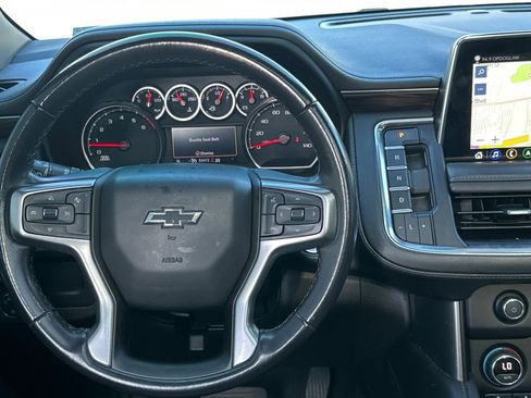 Used 2021 Chevrolet Tahoe Z71 w/ Rear Media and Nav Package image 16