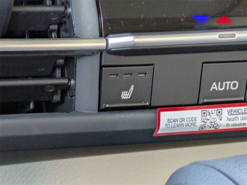 New 2026 Toyota Sienna XLE image 26