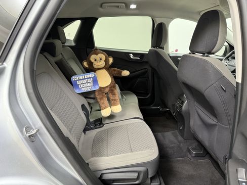 Used 2021 Ford Escape SE w/ SE Sport Appearance Package image 21