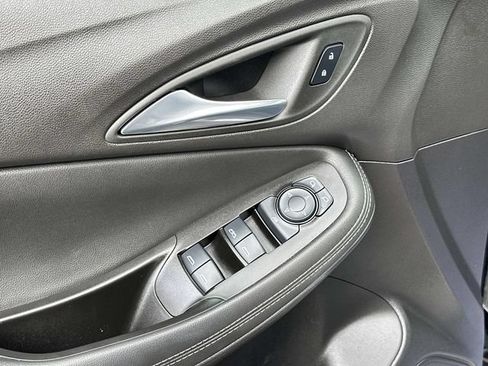 Used 2023 Buick Encore GX Preferred w/ Cold Weather Comfort Package AWD/4WD image 15