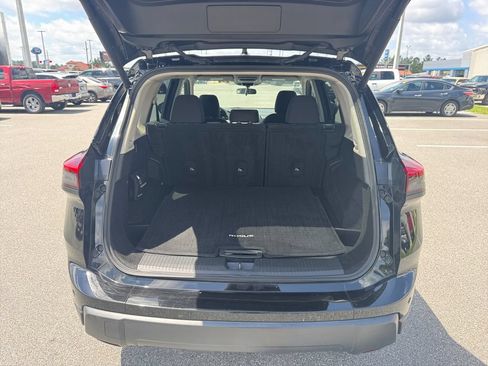 Used 2025 Nissan Rogue SV AWD/4WD image 17