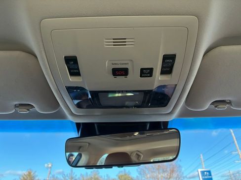 Used 2018 Lexus ES 300h image 40