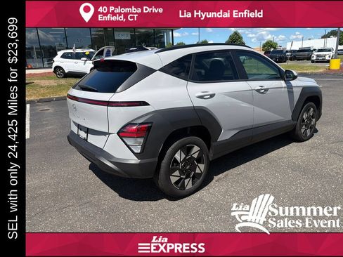 Used 2025 Hyundai Kona SEL AWD/4WD image 3