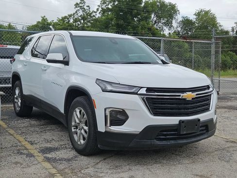 Used 2023 Chevrolet Traverse LS w/ Safety Package FWD image 1