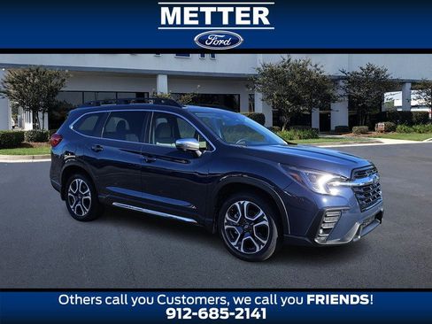 Used 2023 Subaru Ascent Limited w/ Technology Package image 1