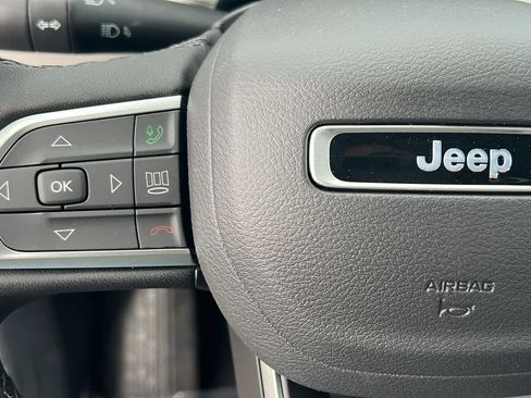 New 2026 Jeep Compass Limited image 19