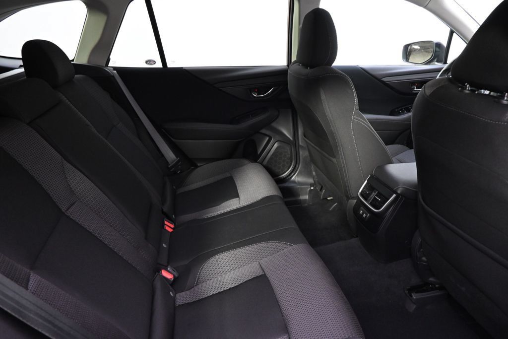 Used 2022 Subaru Outback Premium AWD/4WD image 18