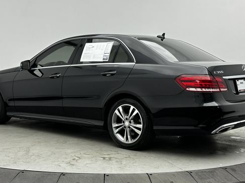 Used 2016 Mercedes-Benz E 350 Sedan w/ Premium Package image 7