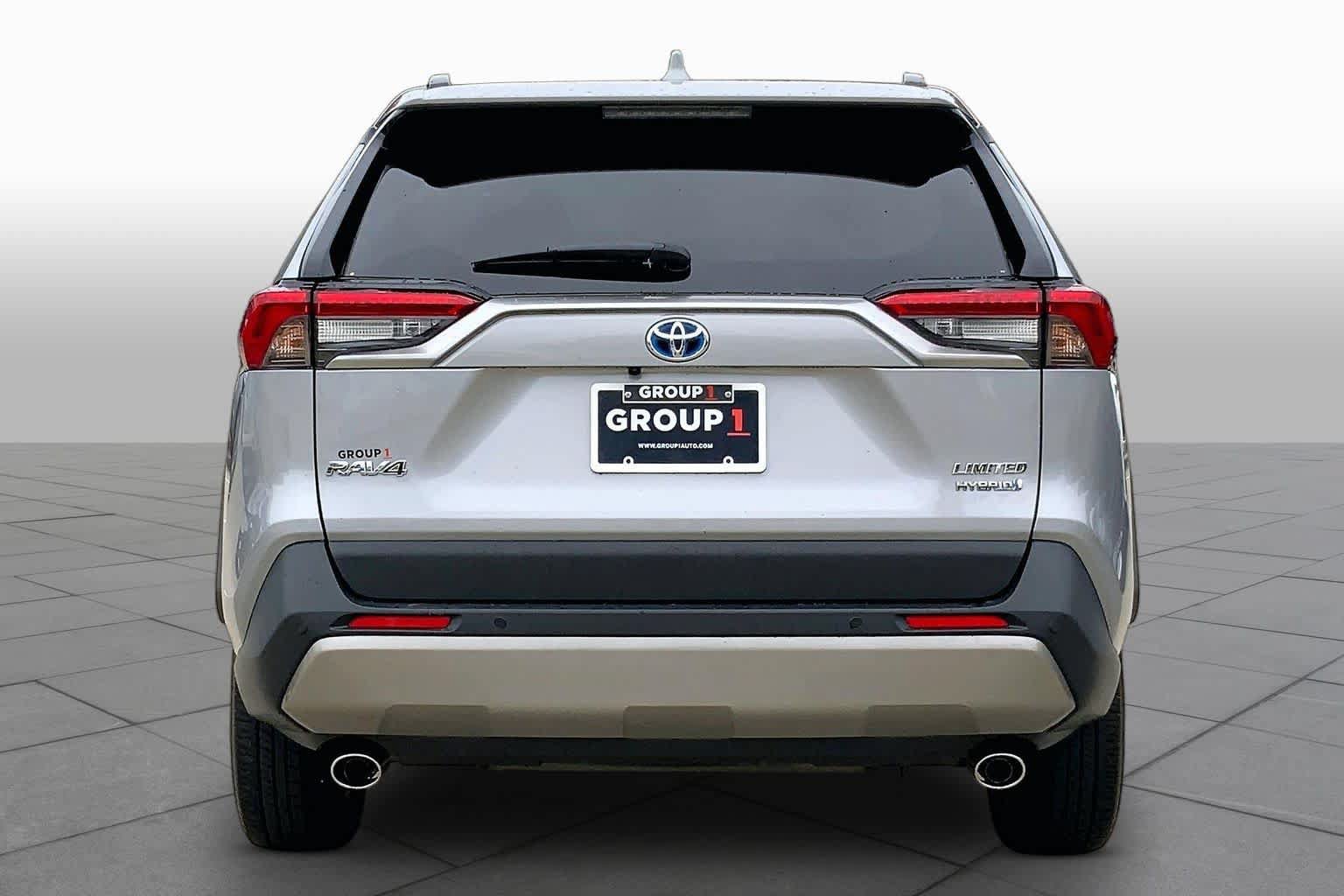Used 2024 Toyota RAV4 Limited AWD/4WD image 5