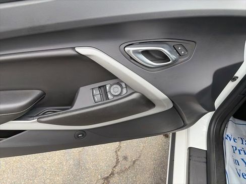 Used 2023 Chevrolet Camaro LT RWD image 8