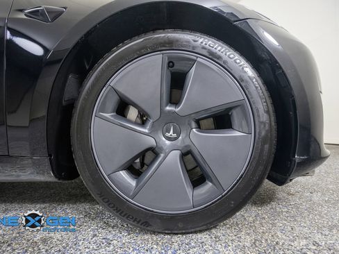 Used 2023 Tesla Model 3 Long Range AWD/4WD image 42