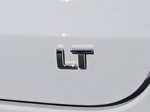 New 2026 Chevrolet Trax LT image 11