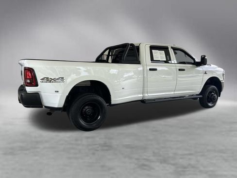 Used 2025 RAM 3500 Tradesman AWD/4WD image 3