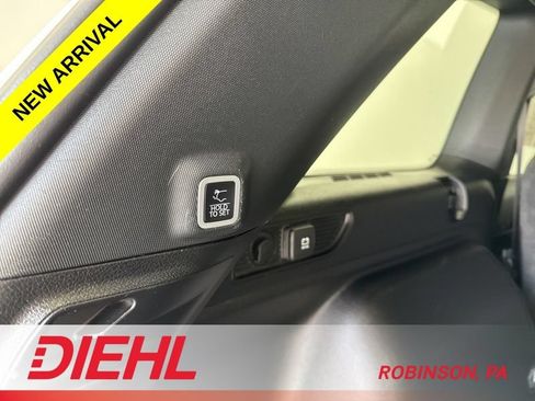 Certified 2023 Jeep Grand Cherokee Altitude AWD/4WD image 11