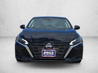 Used 2024 Nissan Altima 2.5 SV FWD video 2