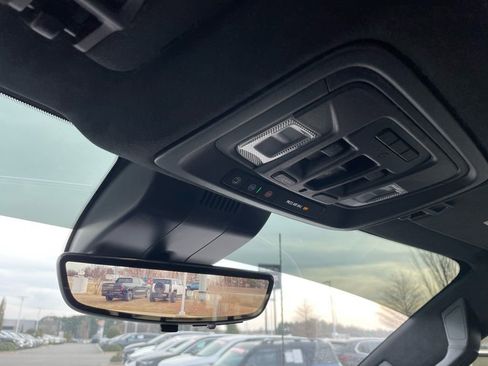 Used 2024 GMC Sierra 2500 AT4X image 21