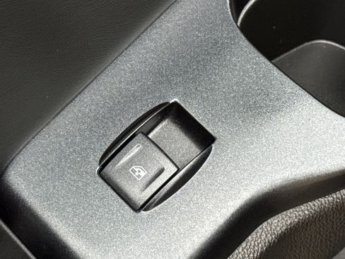 Used 2016 Chevrolet Tahoe LS image 30