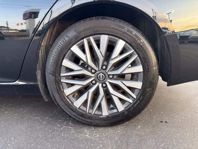 Used 2025 Nissan Altima 2.5 SV FWD image 9