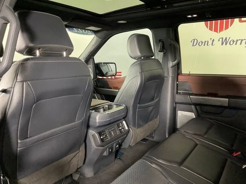 Used 2022 Ford F150 Lariat w/ Equipment Group 502A High AWD/4WD image 15