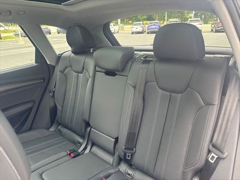 Certified 2023 Audi Q5 2.0T Premium Plus w/ Premium Plus Package AWD/4WD image 22