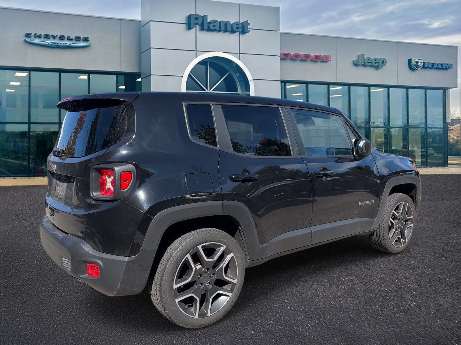 Used 2021 Jeep Renegade Sport AWD/4WD image 2
