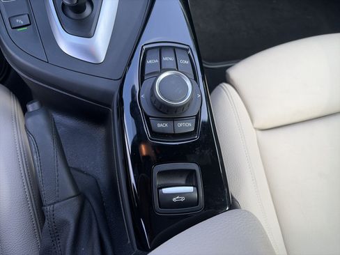 Used 2020 BMW 230i Convertible RWD image 36