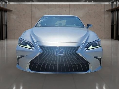 Used 2022 Lexus ES 300h w/ Premium Package FWD image 4