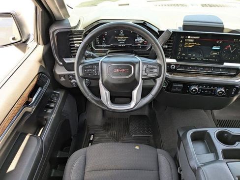 Used 2023 GMC Sierra 1500 Elevation w/ X31 Off-Road Package AWD/4WD image 16