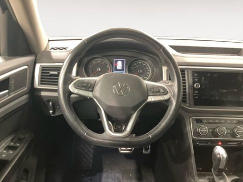 Used 2021 Volkswagen Atlas SE FWD image 12