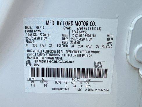 Used 2020 Ford Explorer Platinum w/ Premium Technology Package image 57